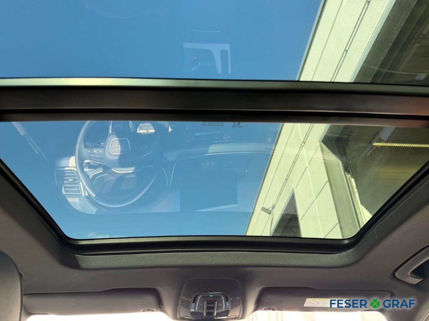 Bild über Audi Q5 Sportback 40 TDI quattro S tronic - für weitere Informationen kontaktieren Sie den Audi Partner