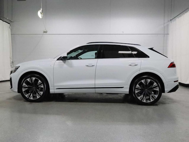 2026 Audi Q8