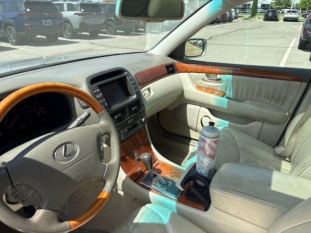 2002 Lexus LS 430