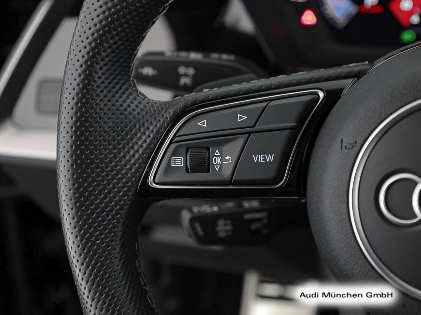 Bild über Audi S3 Sportback TFSI quattro S tronic - für weitere Informationen kontaktieren Sie den Audi Partner