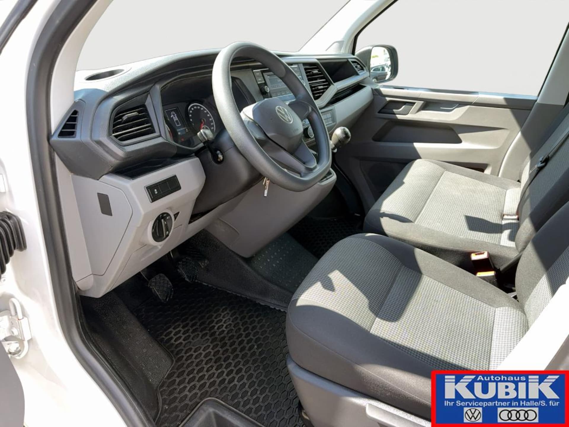 Volkswagen T6.1 Transporter Pritschenwagen Doppelkabine