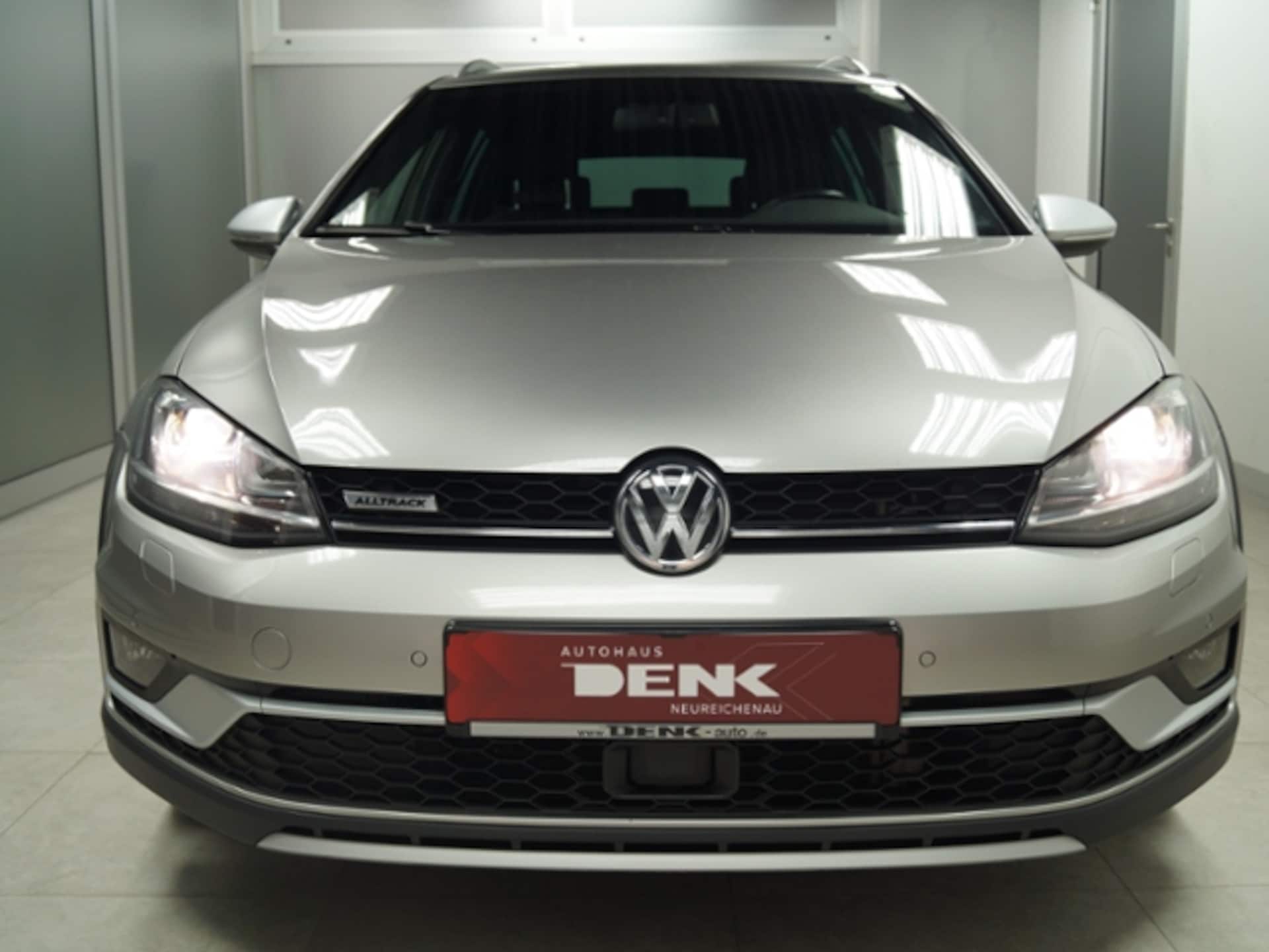 Volkswagen Golf Variant Alltrack