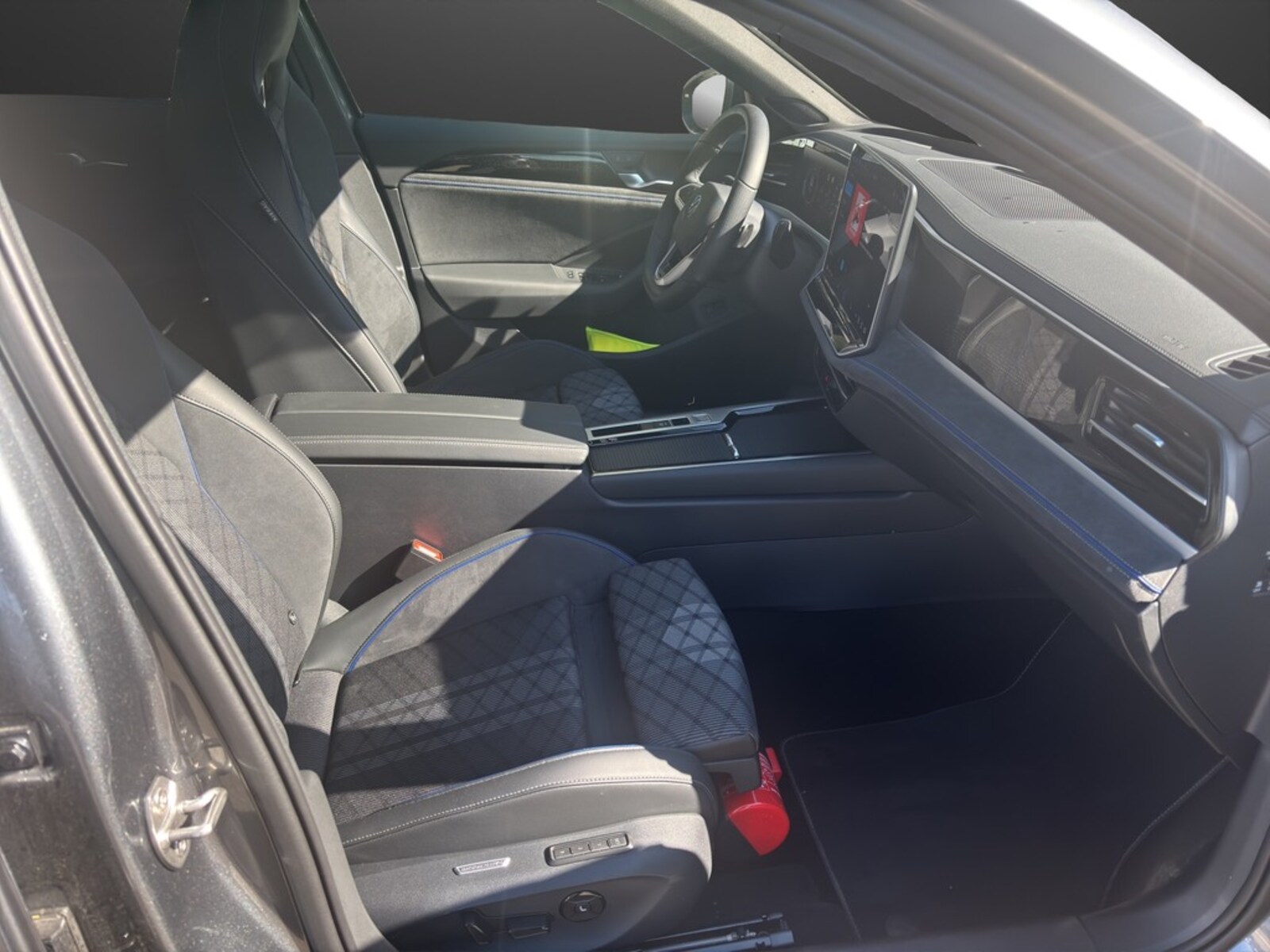Volkswagen Passat – Bild 14