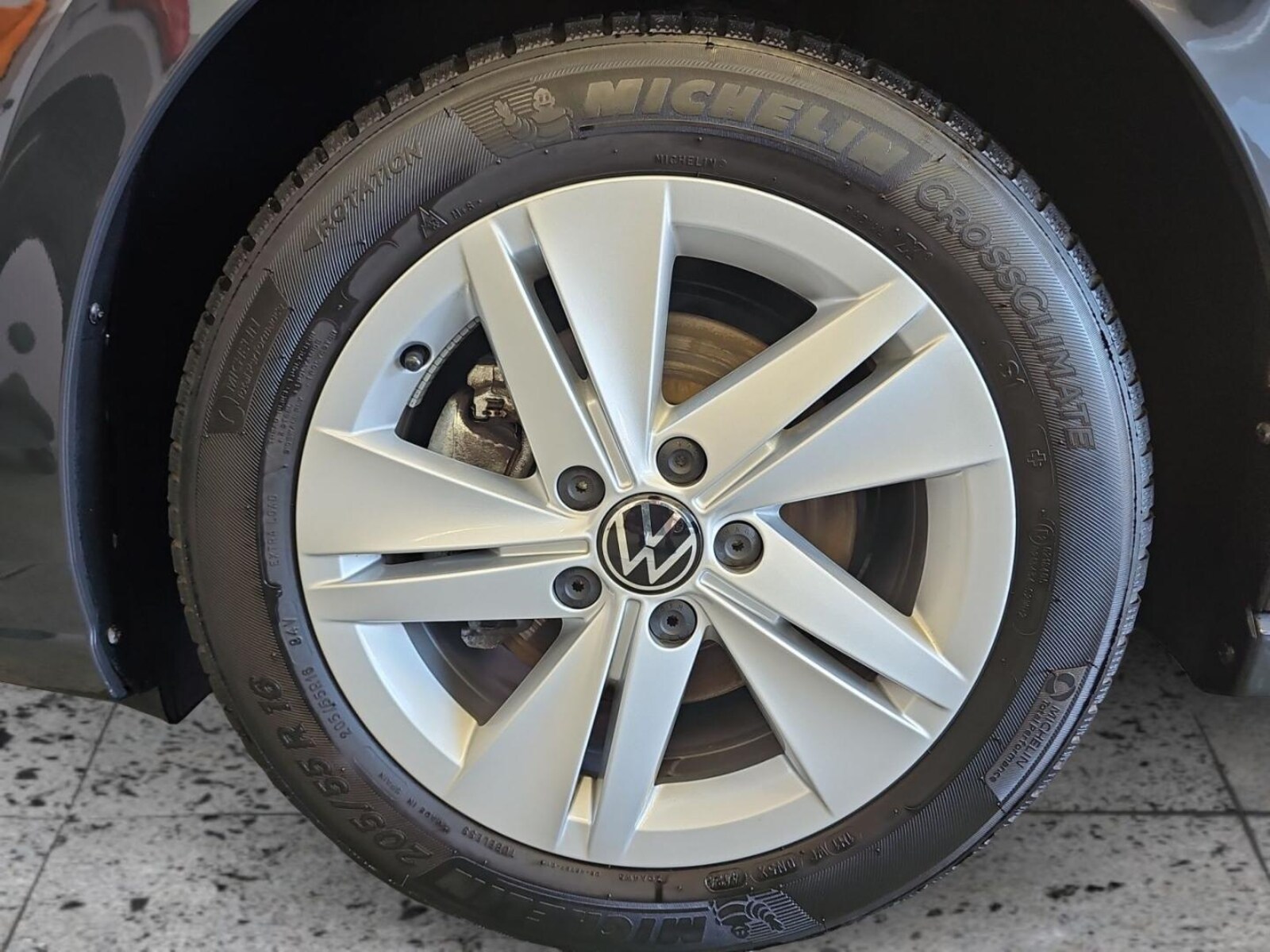 Volkswagen Golf – Bild 7