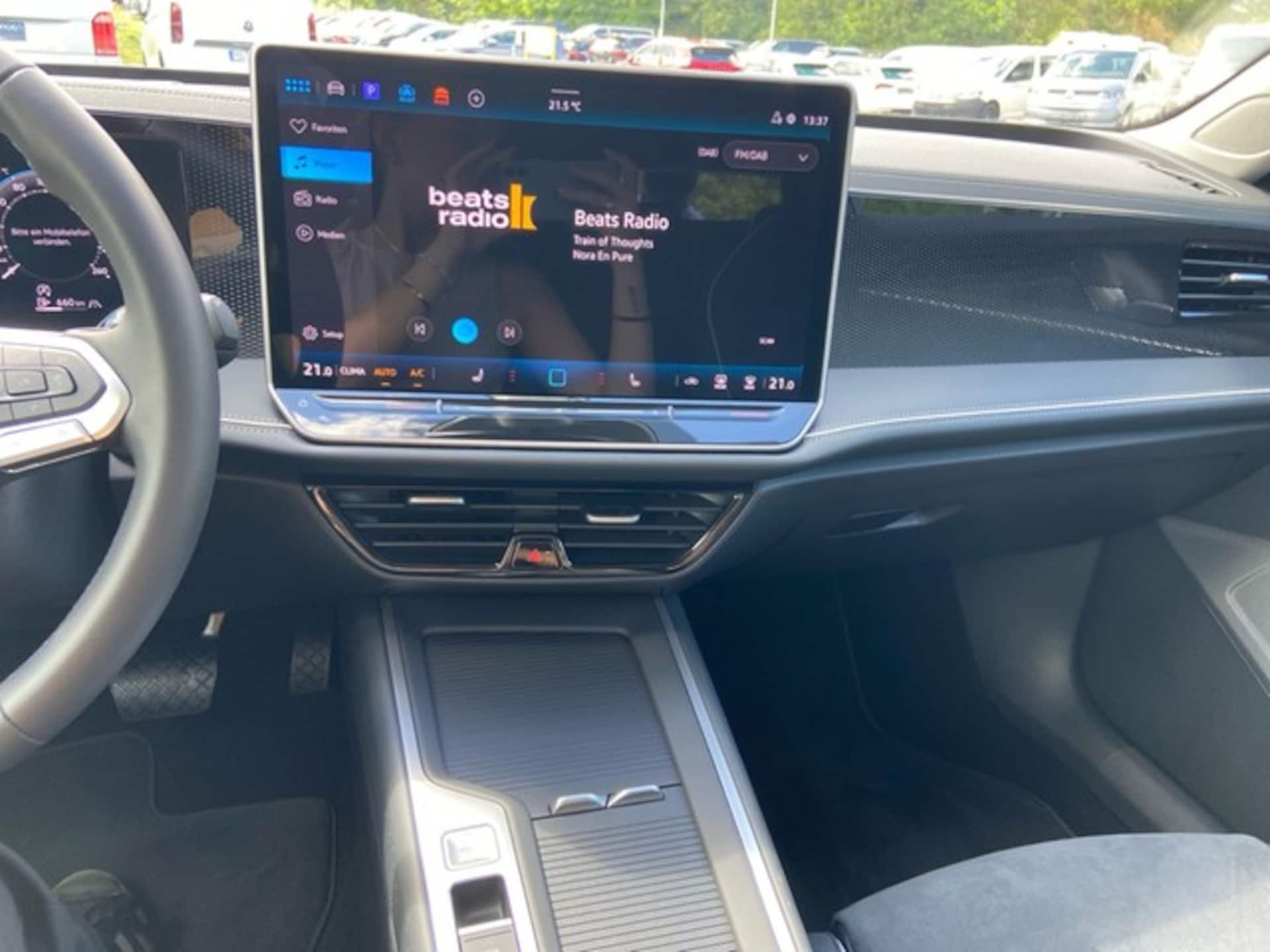 Volkswagen Passat Business
