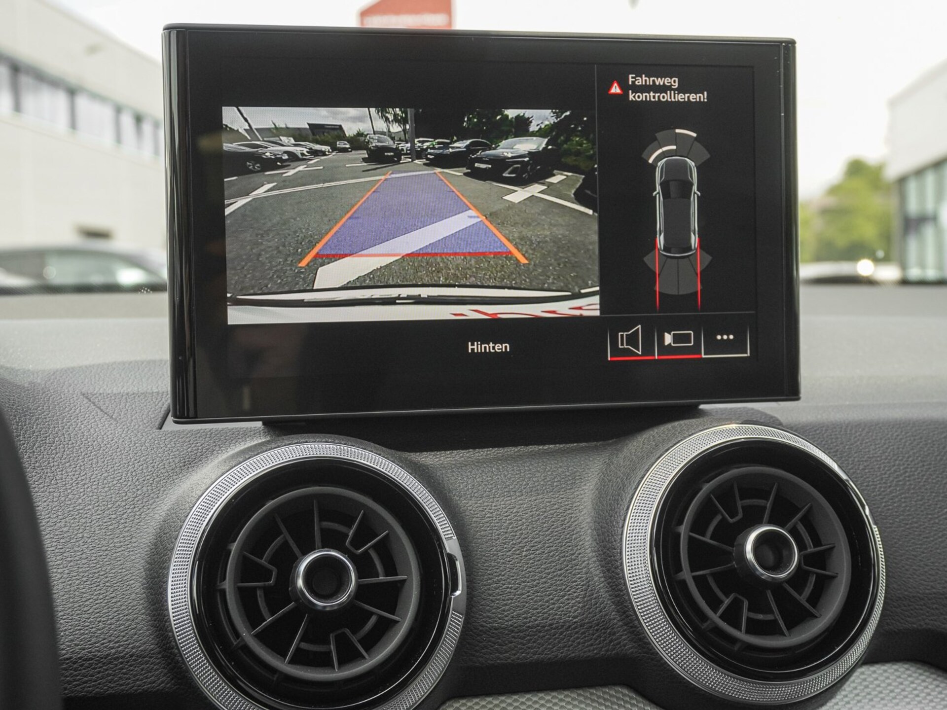 Audi Q2 Advanced