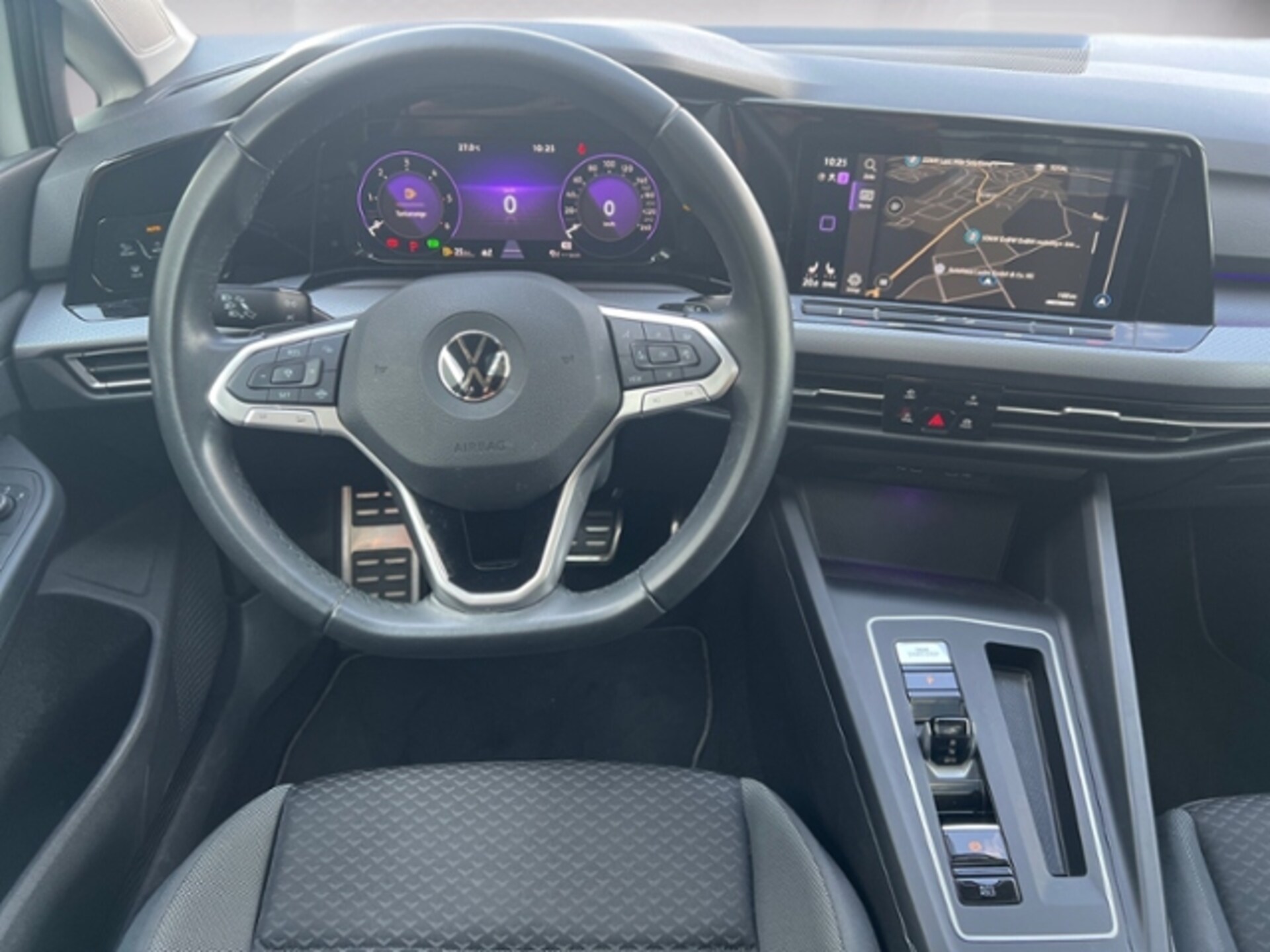 Volkswagen Golf Active