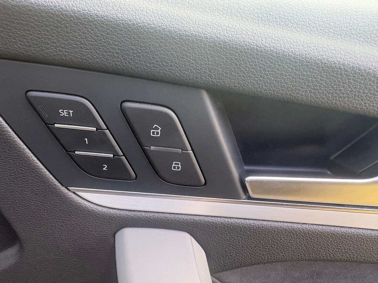 Image about Audi SQ5 TDI quattro tiptronic
