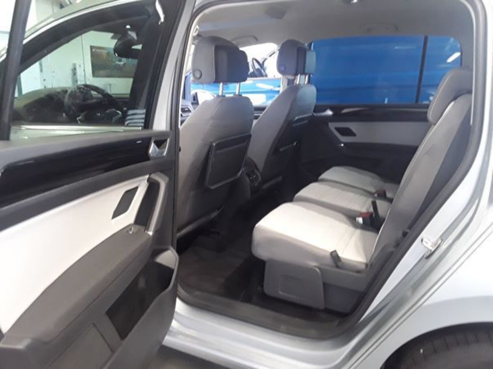 Volkswagen Touran – Bild 7