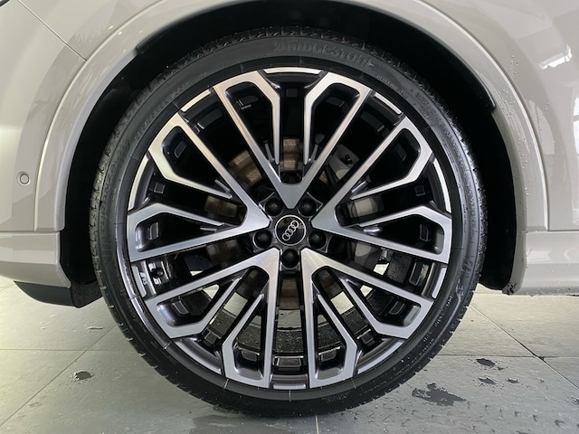 Image about Audi Q7 SUV S line 50 TDI quattro tiptronic