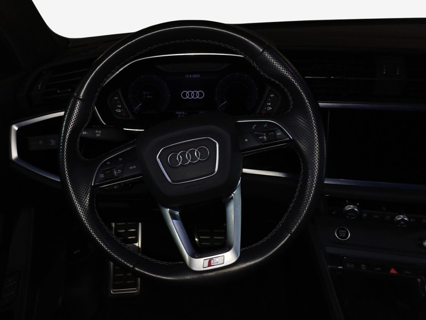 Image about Audi Q3 Sportback TFSI e S line 45 TFSI e 180 kW (245 PS) S tronic