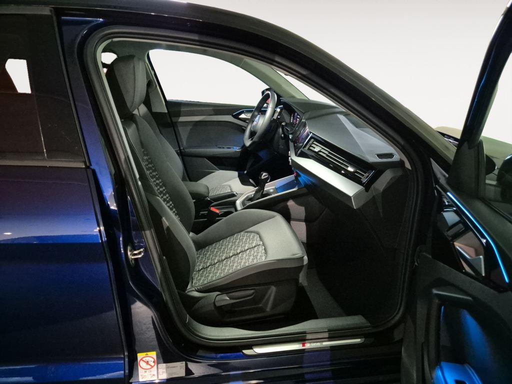 Image about Audi A1 Sportback Adrenalin Black edition 30 TFSI 85 kW (116 CV) S tronic