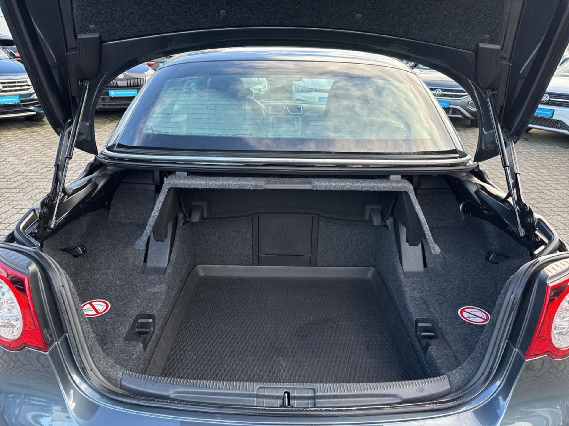 Volkswagen Eos