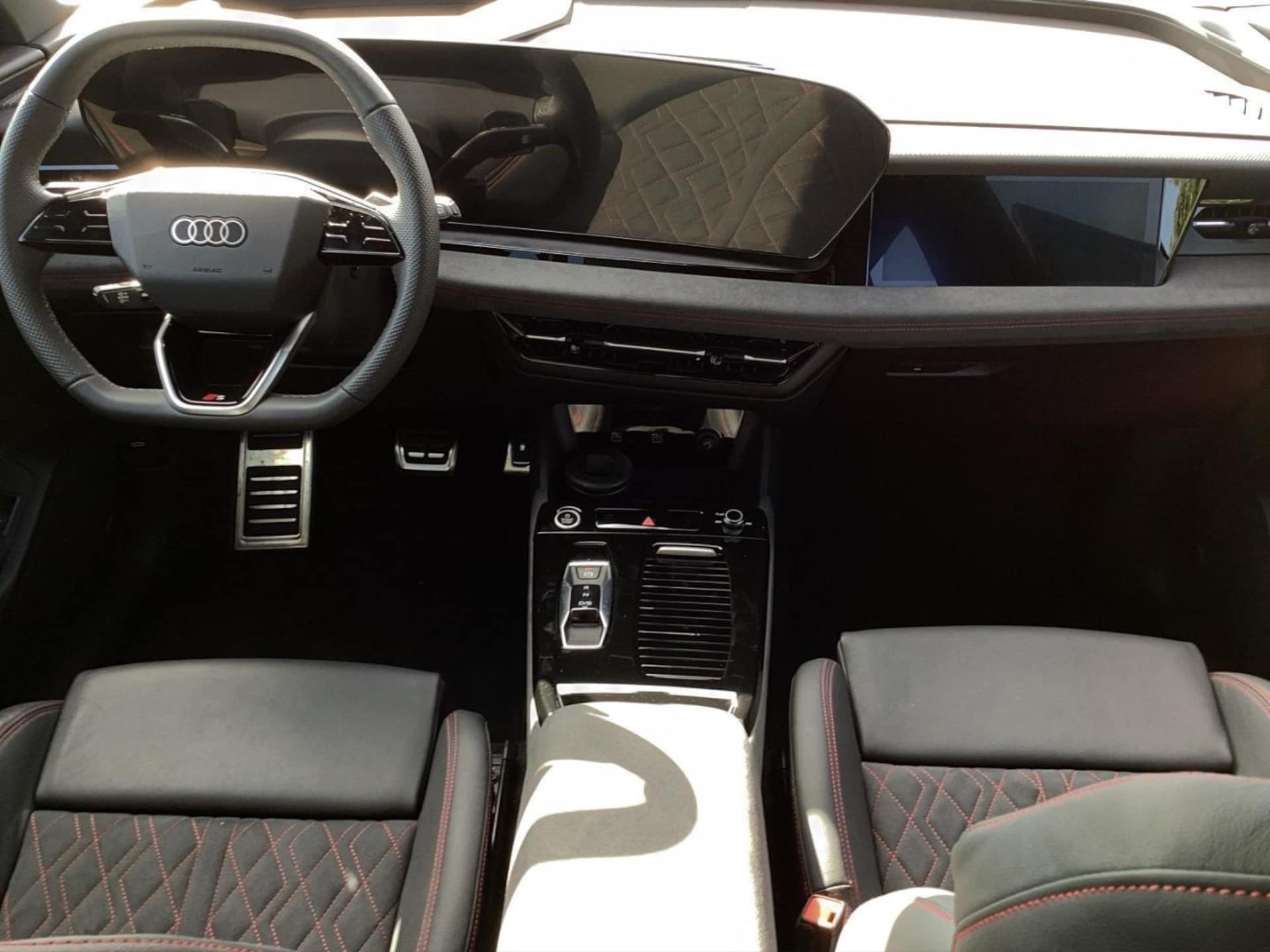Audi Q6 SUV e-tron