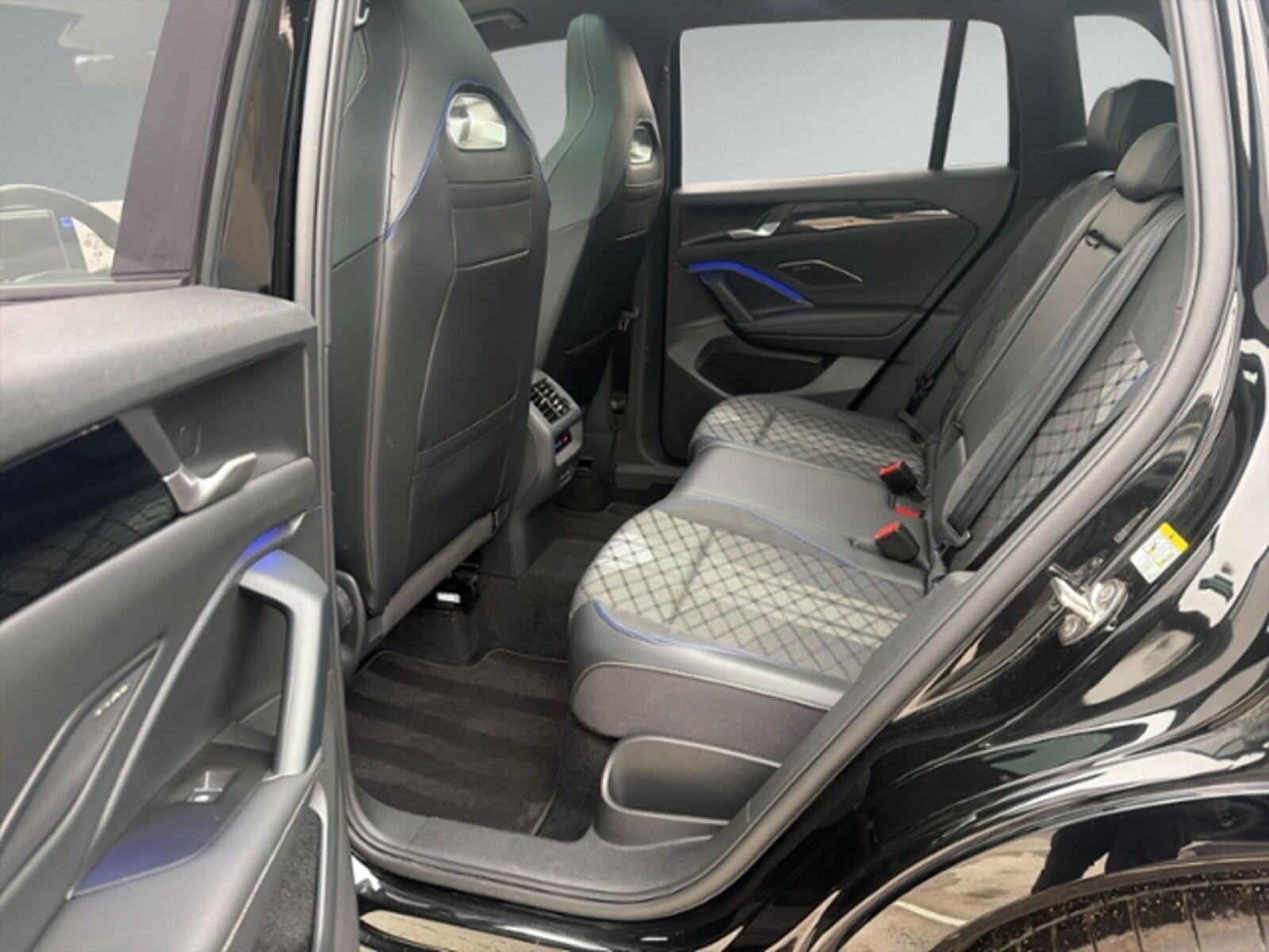 Volkswagen Tiguan – Bild 10