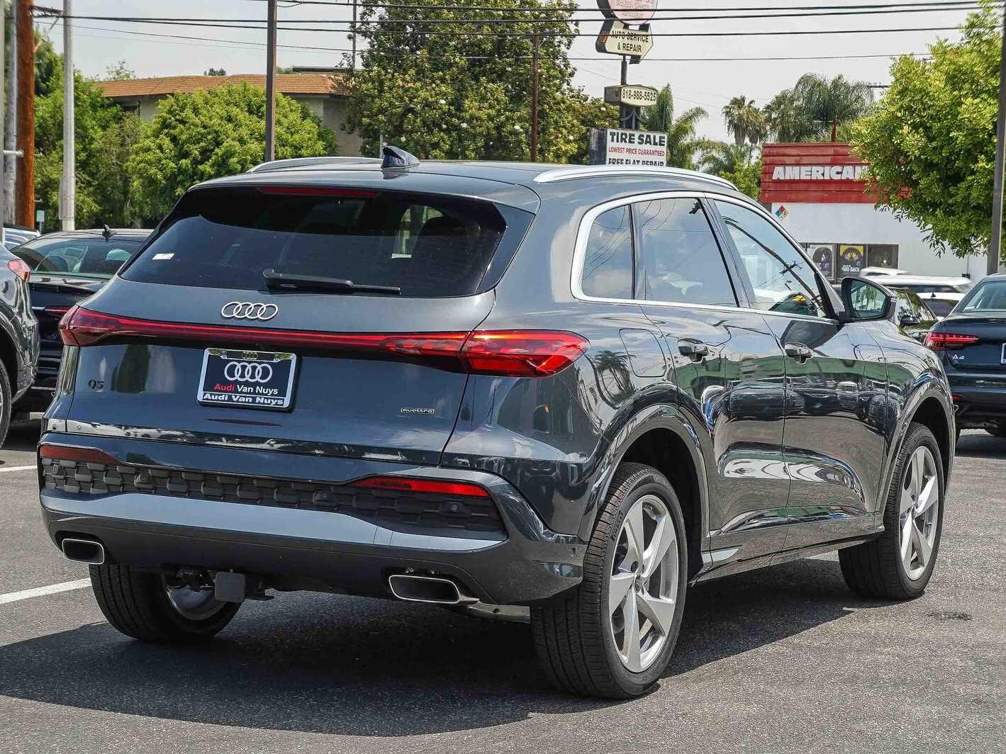 2025 Audi Q5 40 Premium Plus's photo