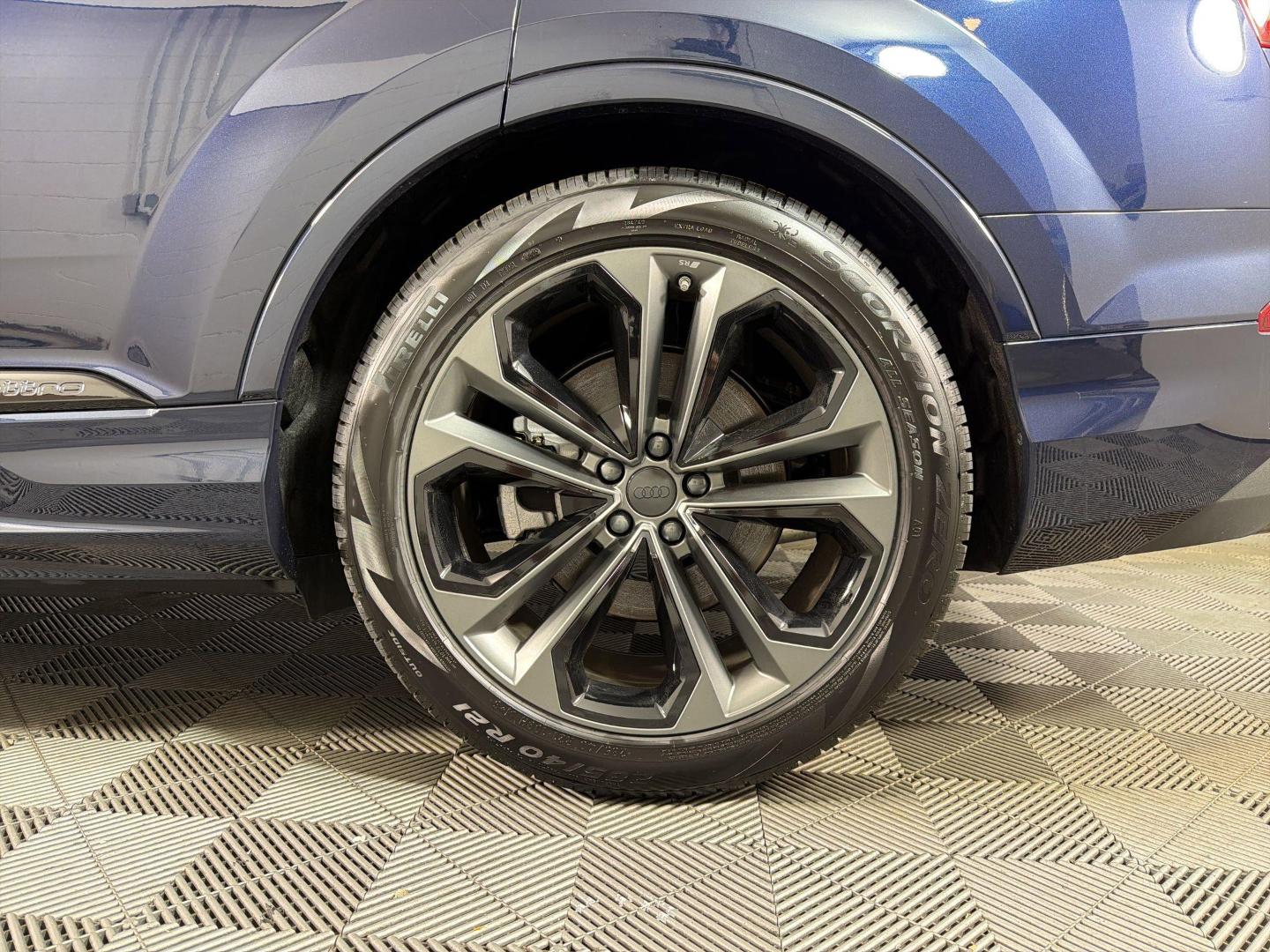 2026 Audi Q7 Premium Plus - Photo 9