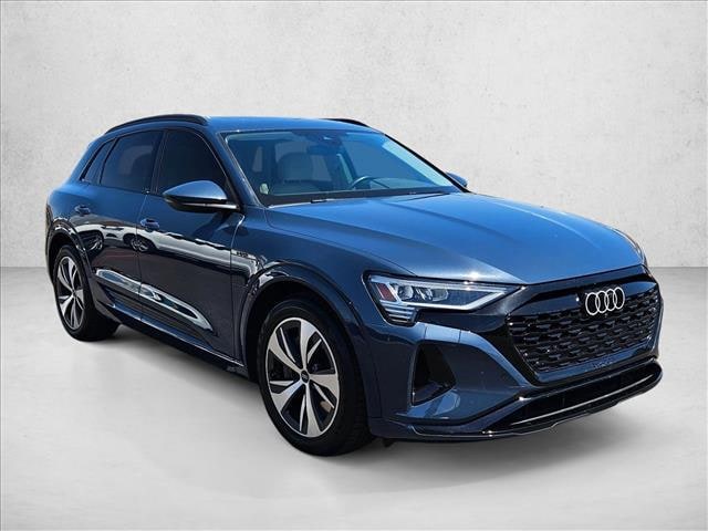 2024 Audi Q8 e-tron