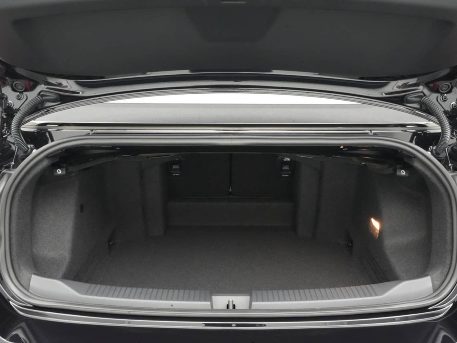 Volkswagen T-Roc Cabriolet – Bild 19