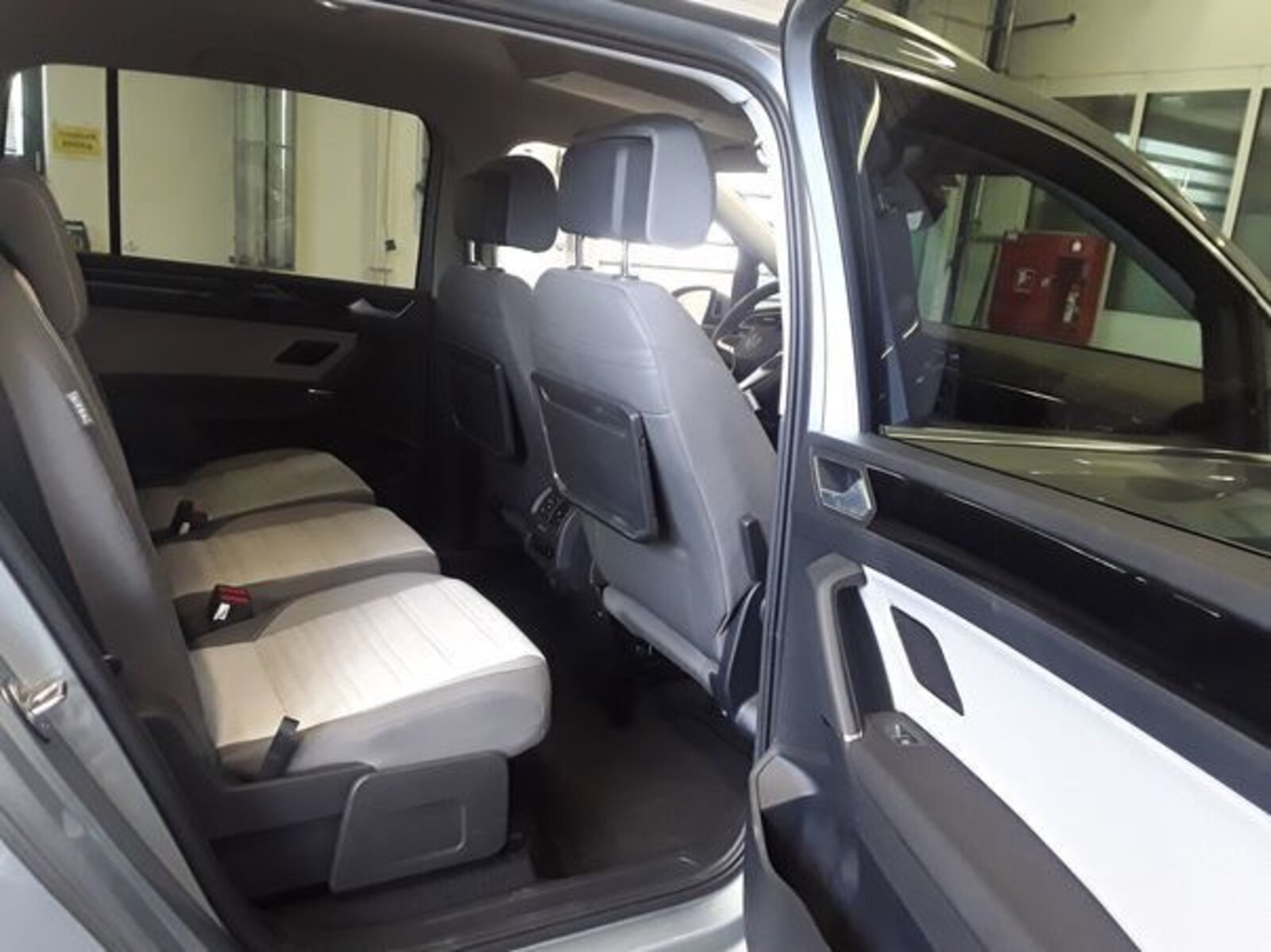 Volkswagen Touran – Bild 9