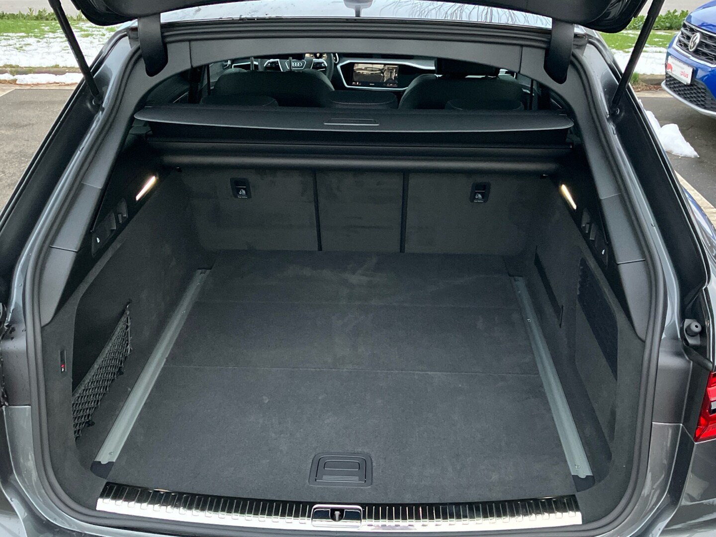 Image about Audi A6 Avant S line 40 TDI quattro S tronic