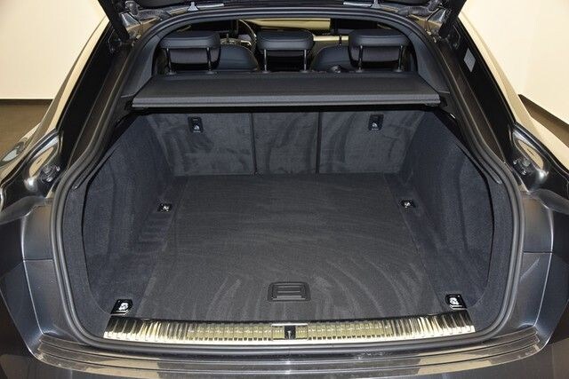 Image about Audi e-tron S Sportback S e-tron quattro