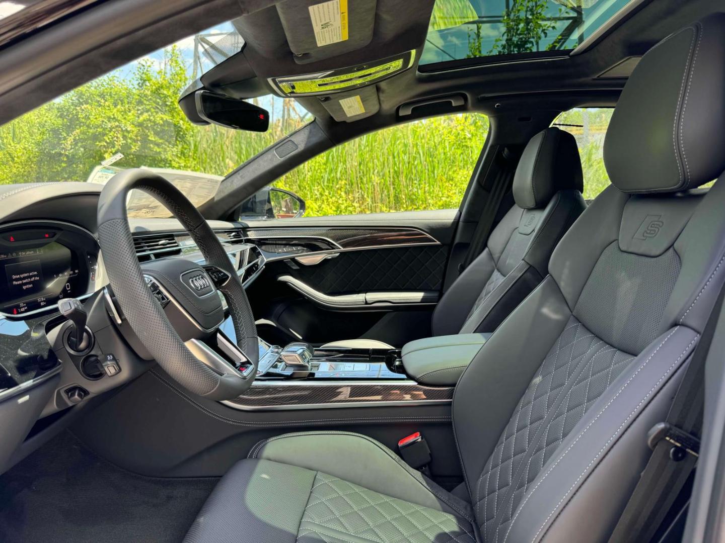 2024 Audi S8 Base - Photo 9