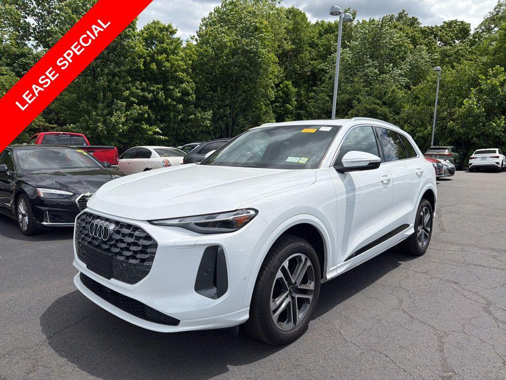 2025 Audi Q5 Premium quattro's photo