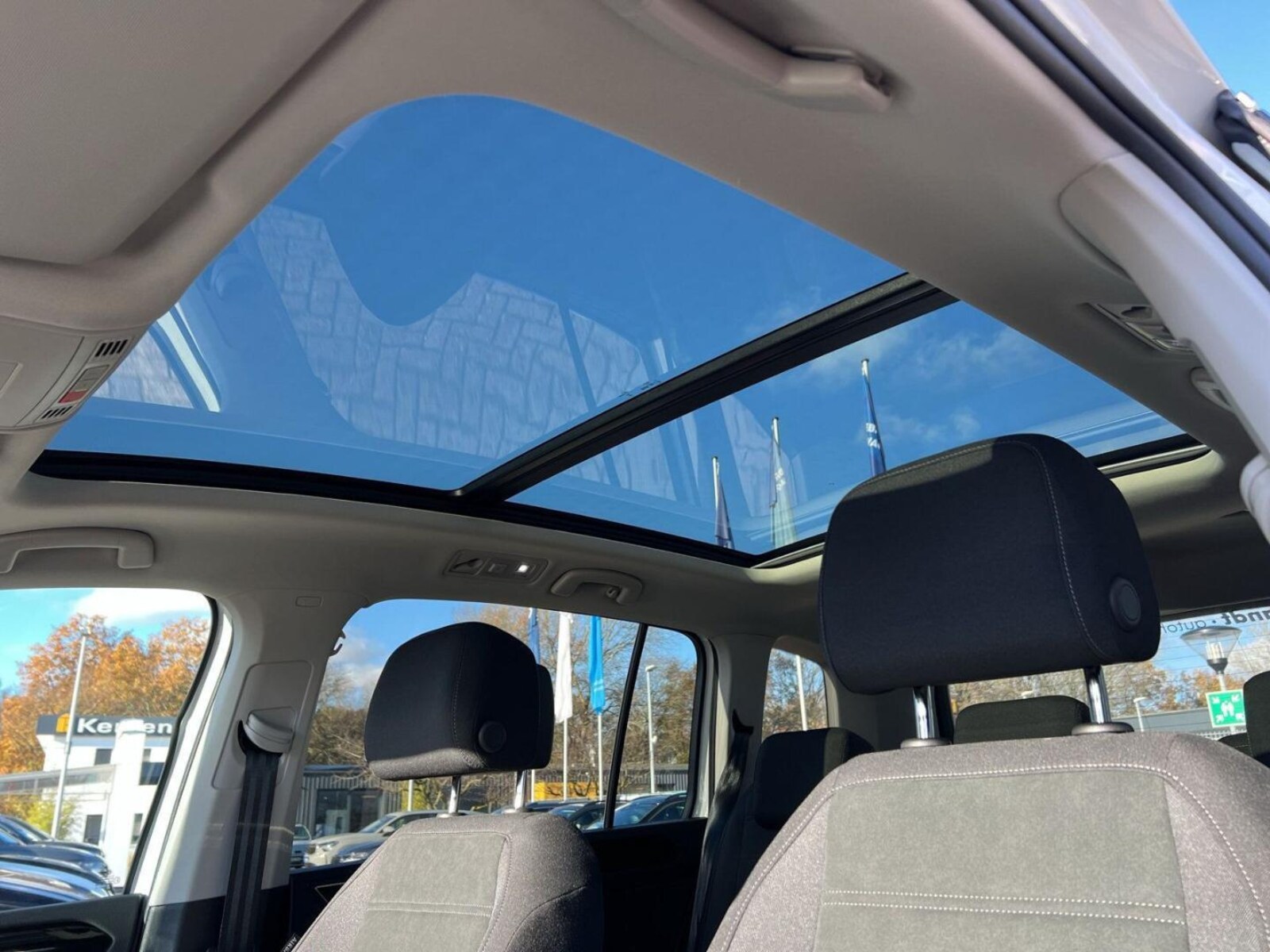 Volkswagen Touran – Bild 30