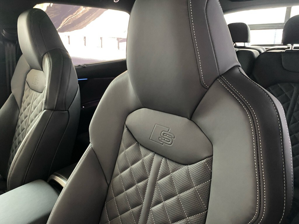 Image about Audi Q7 SUV S line 50 TDI quattro tiptronic