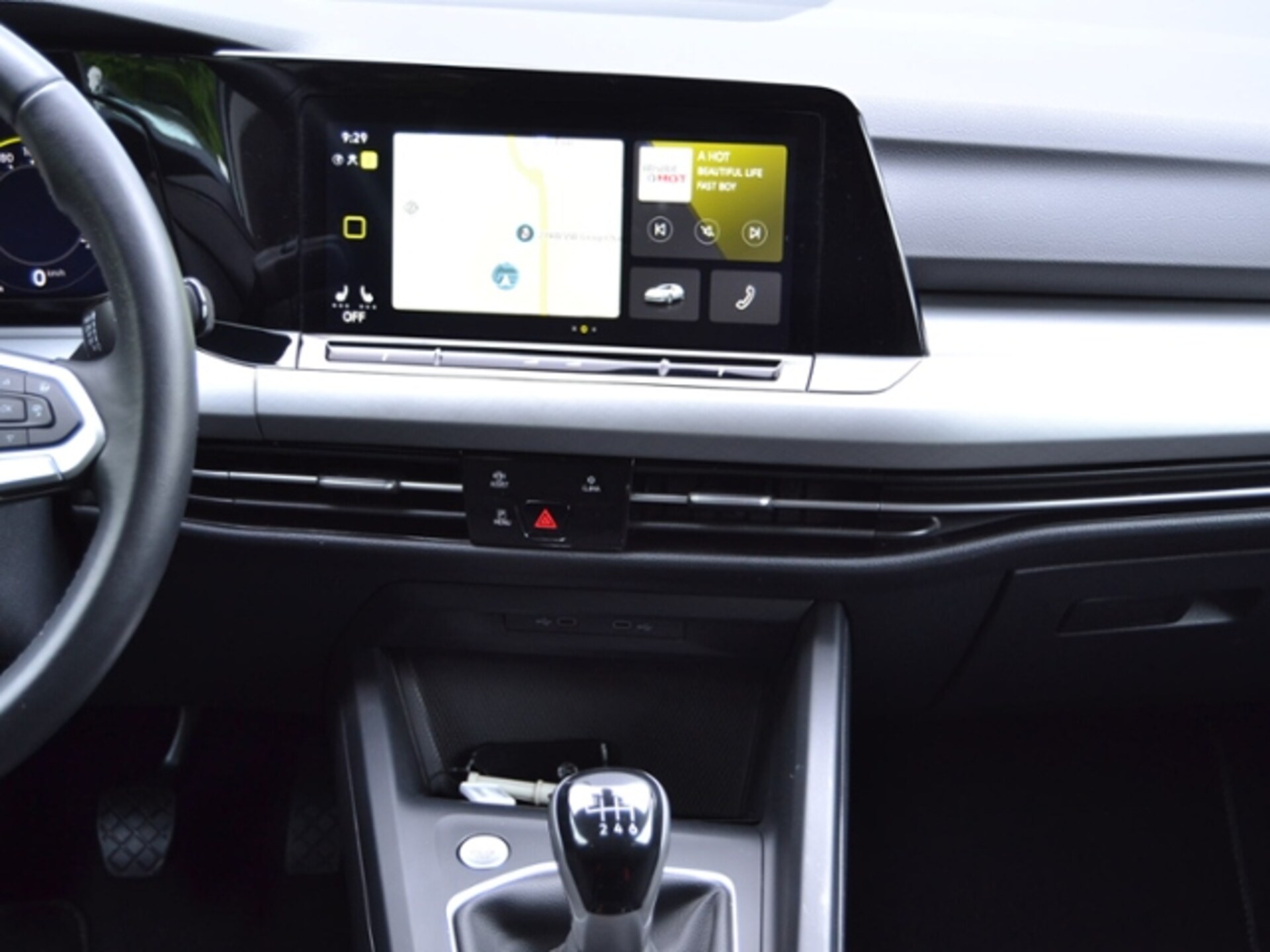 Volkswagen Golf Life