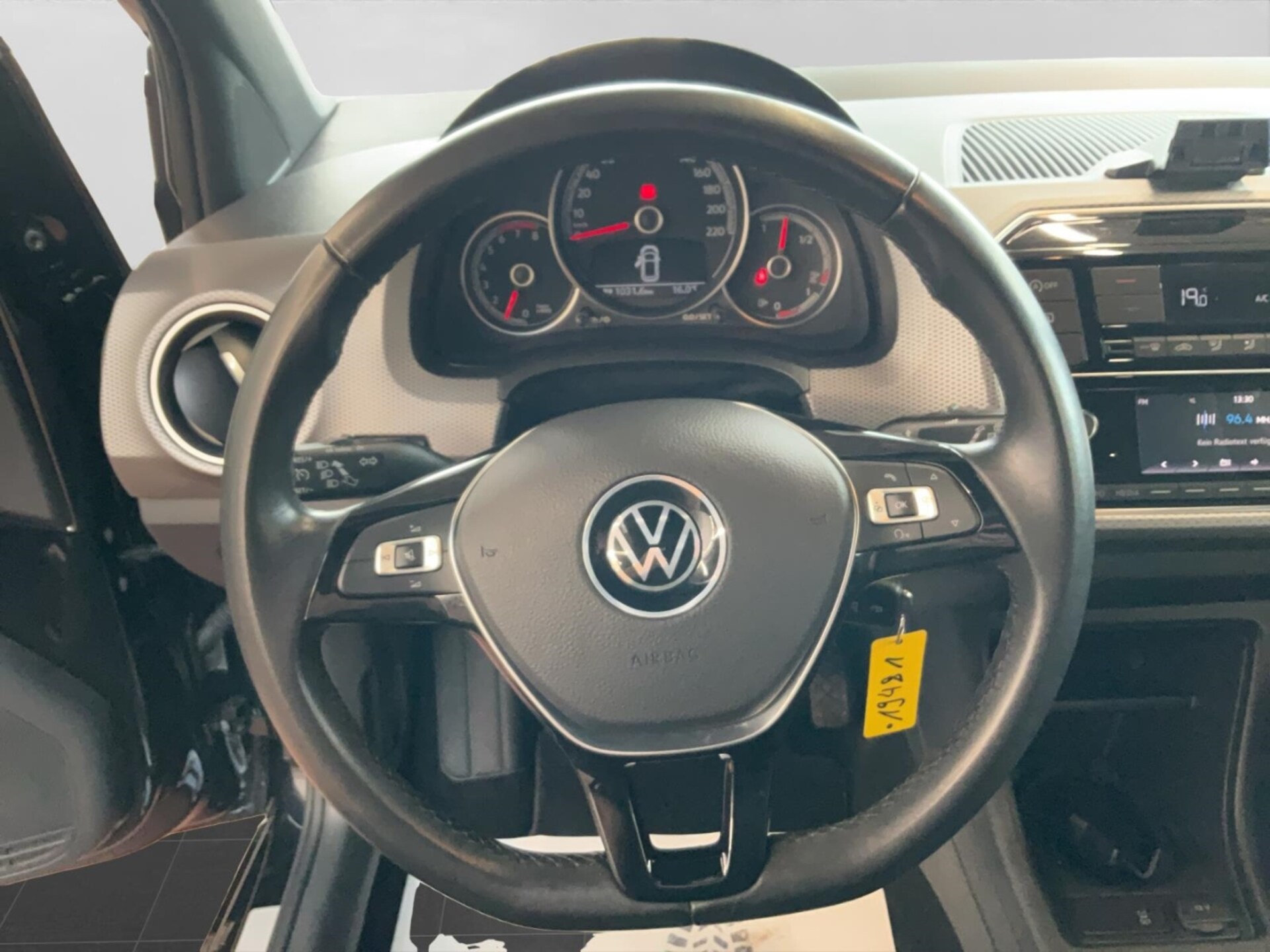 Volkswagen up! ACTIVE