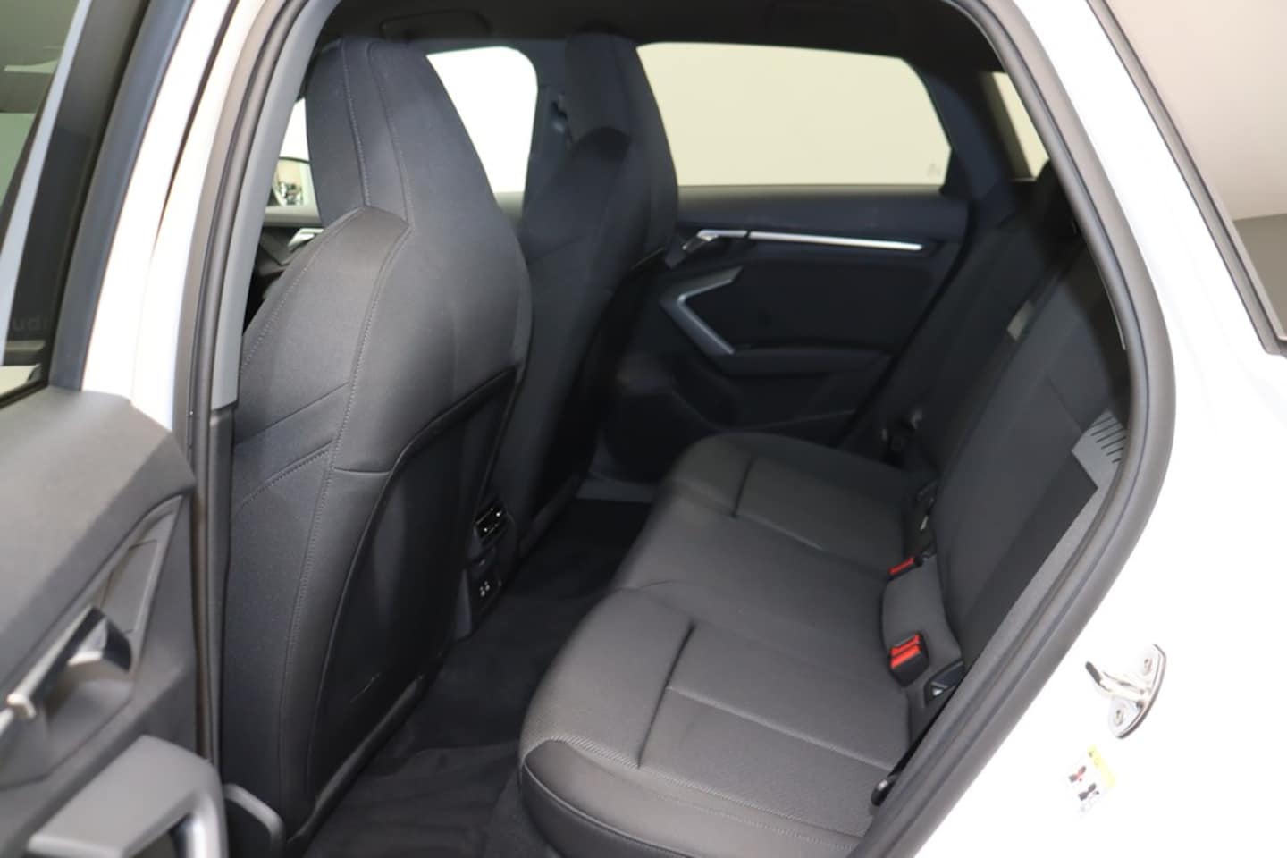 Bild über Audi A3 Sportback S line 35 TDI S tronic - für weitere Informationen kontaktieren Sie den Audi Partner
