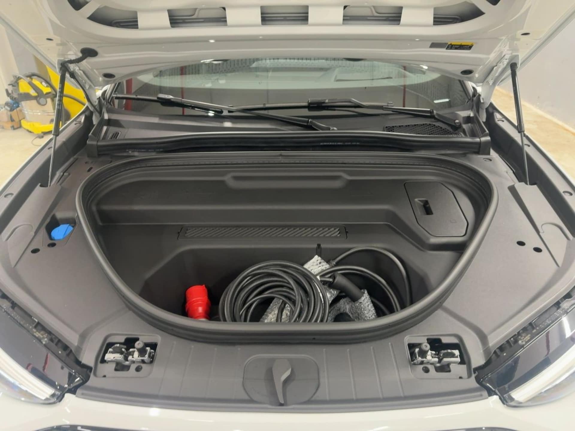 Audi Q6 SUV e-tron