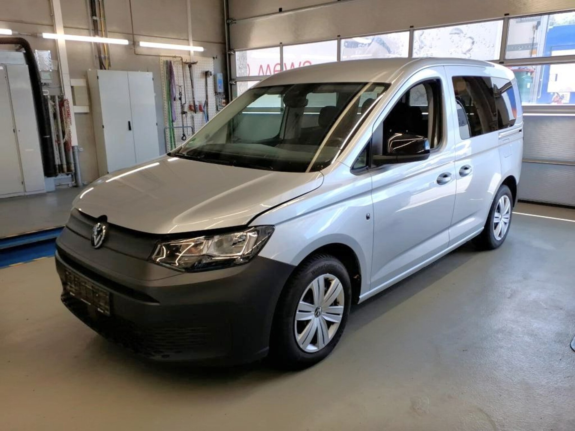 Volkswagen Caddy Basis-Modell