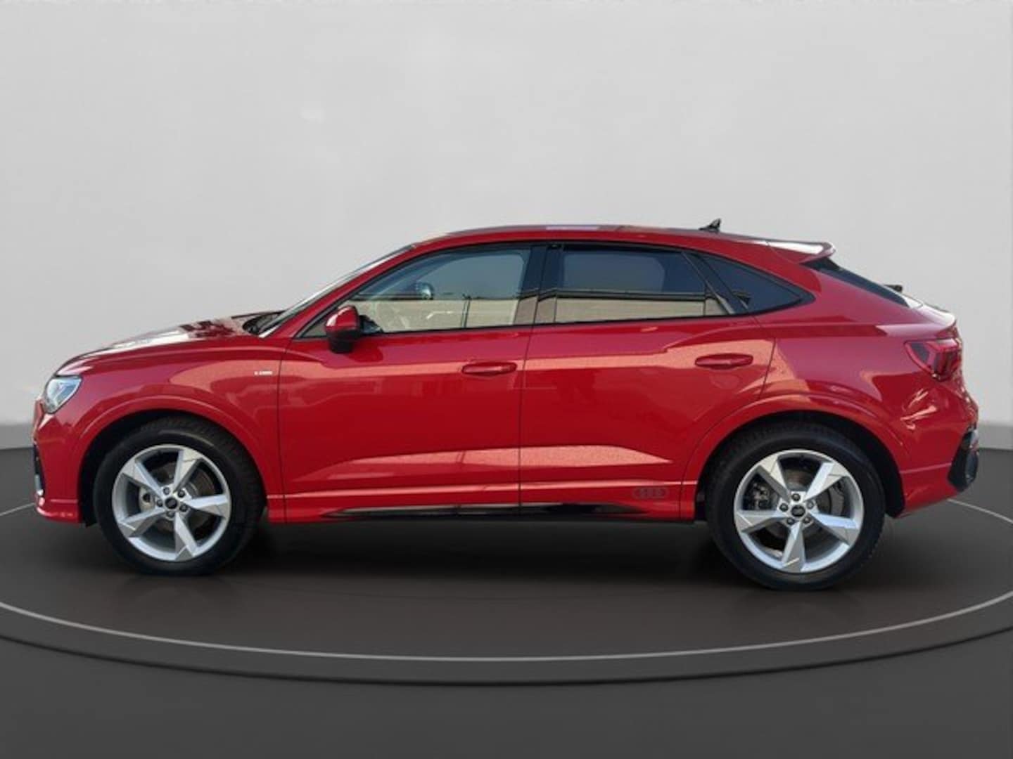 Bild über Audi Q3 Sportback S line 35 TDI S tronic - für weitere Informationen kontaktieren Sie den Audi Partner