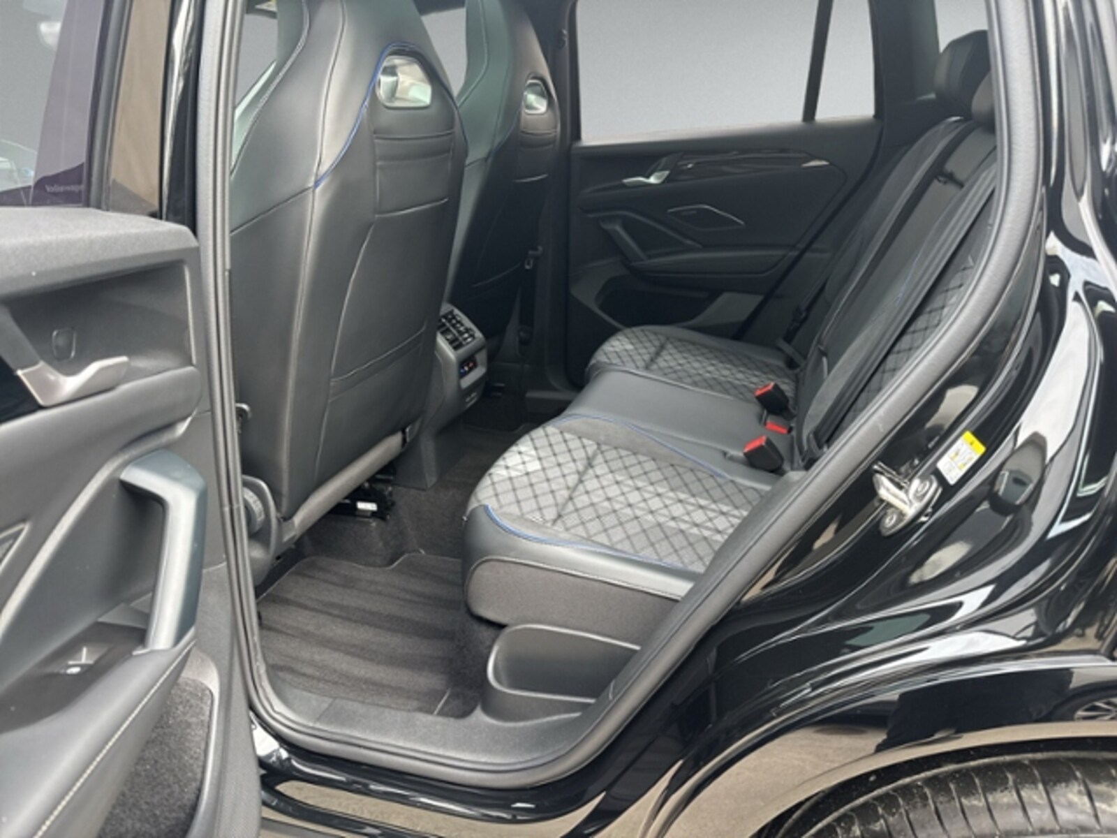 Volkswagen Tiguan – Bild 10