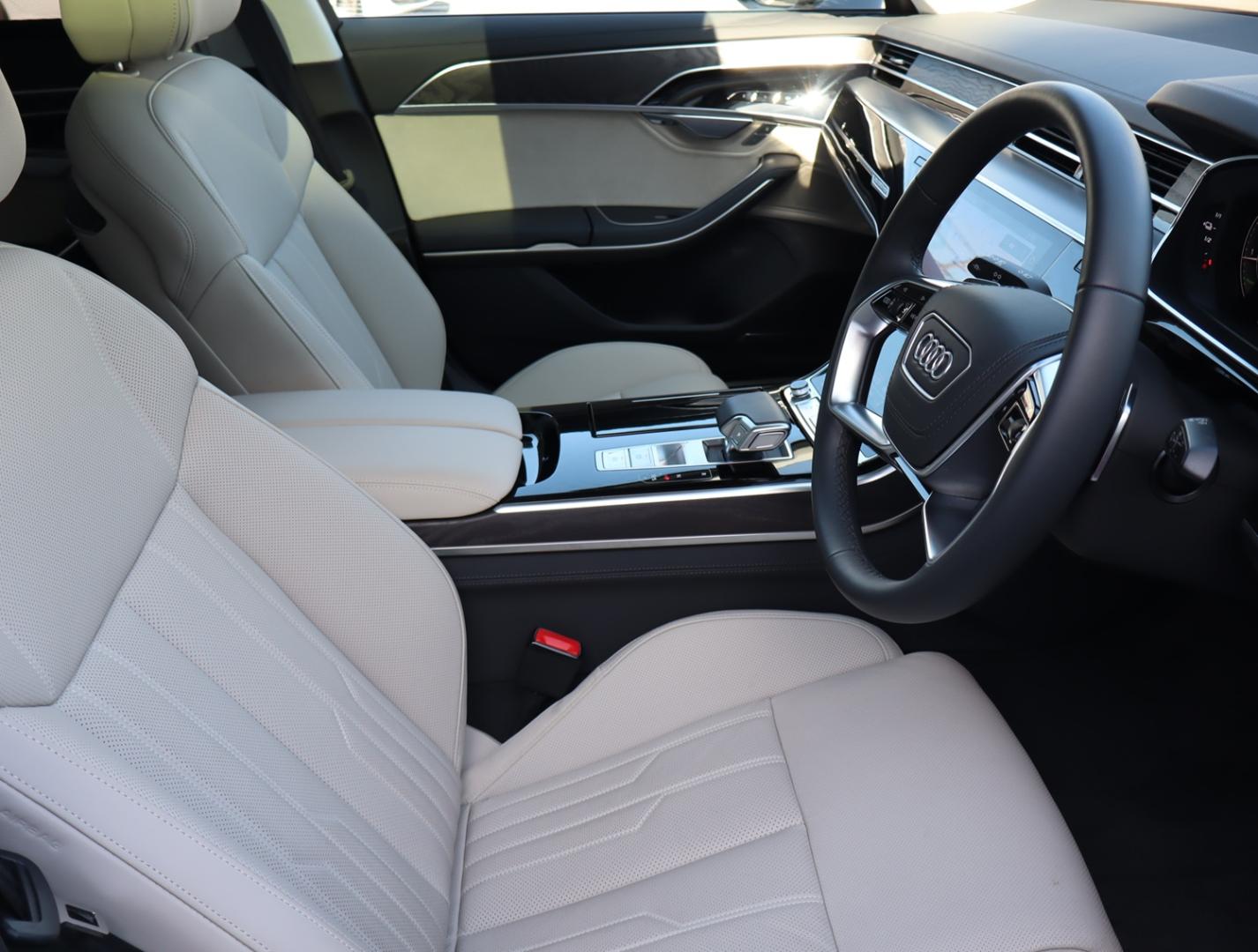 Audi A8 TFSI e 60 TFSI e quattro 340(462) kW(PS) tiptronic for more details contact your dealer