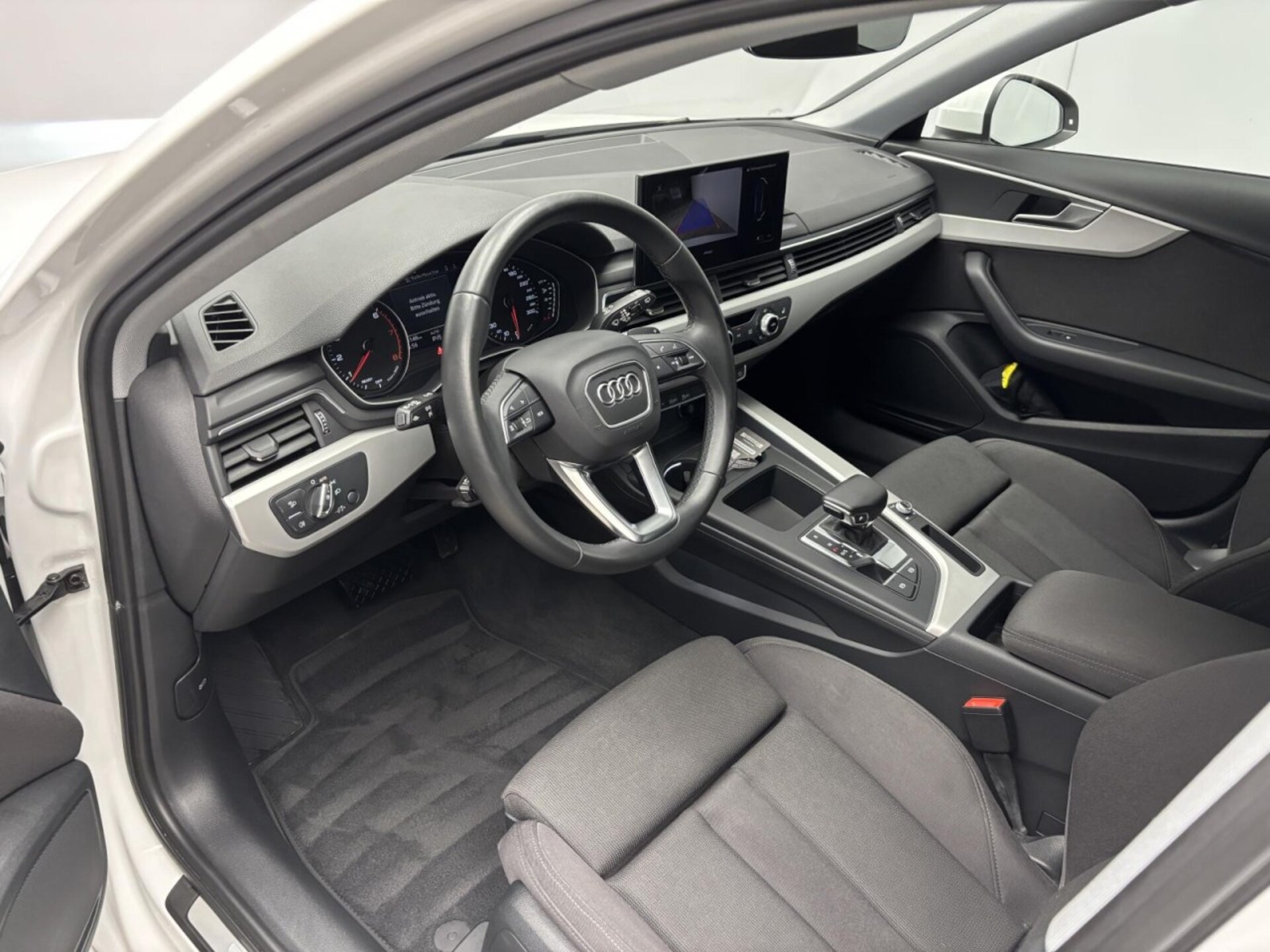 Audi A4 Avant Advanced