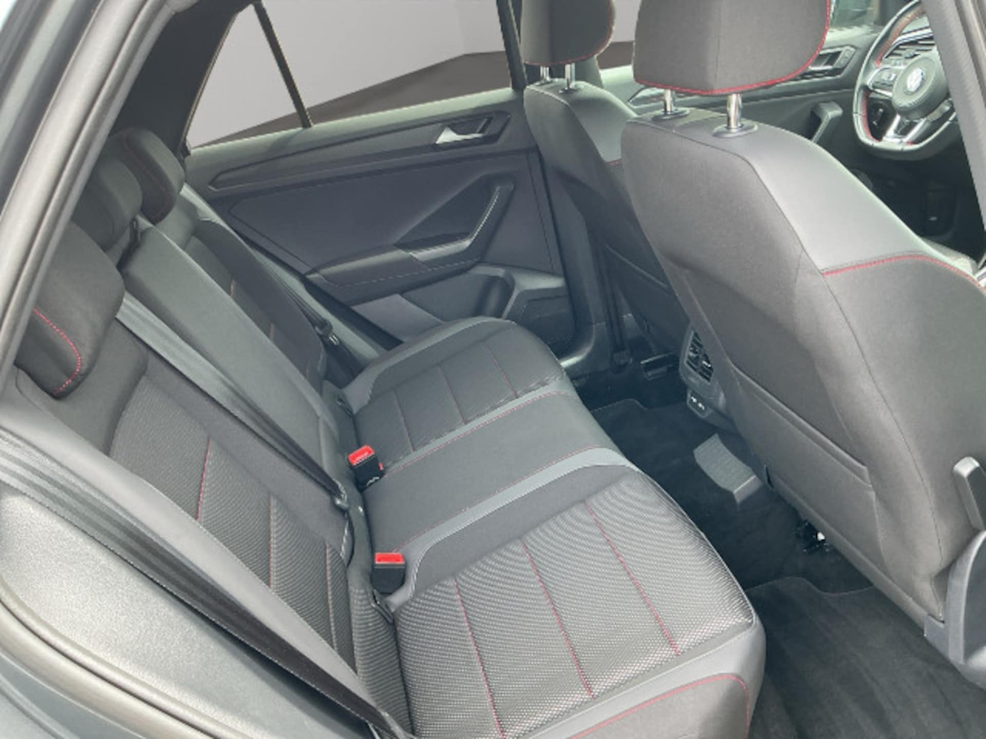 Volkswagen T-Roc Sport