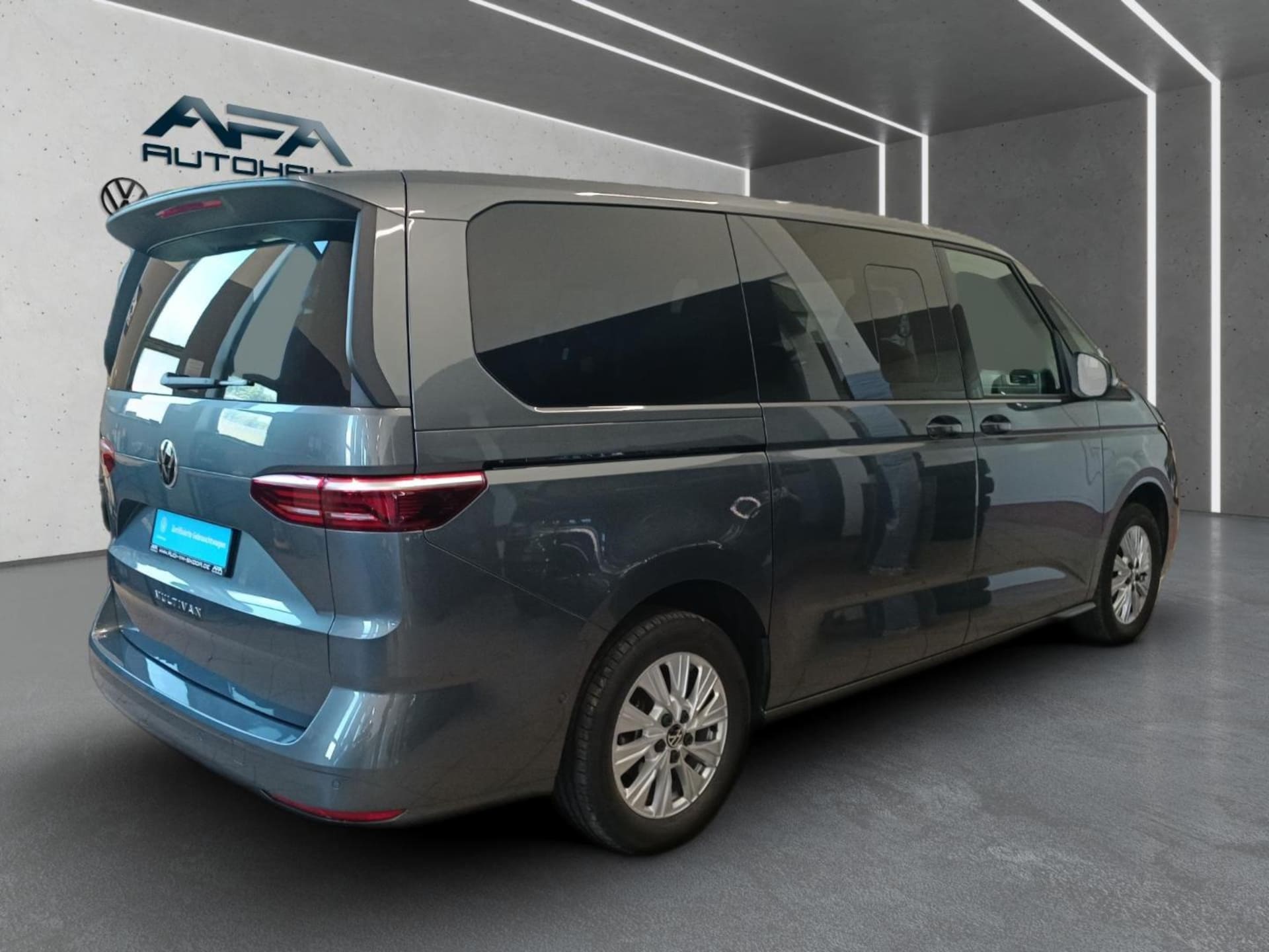 Volkswagen Multivan Langversion Basis-Modell