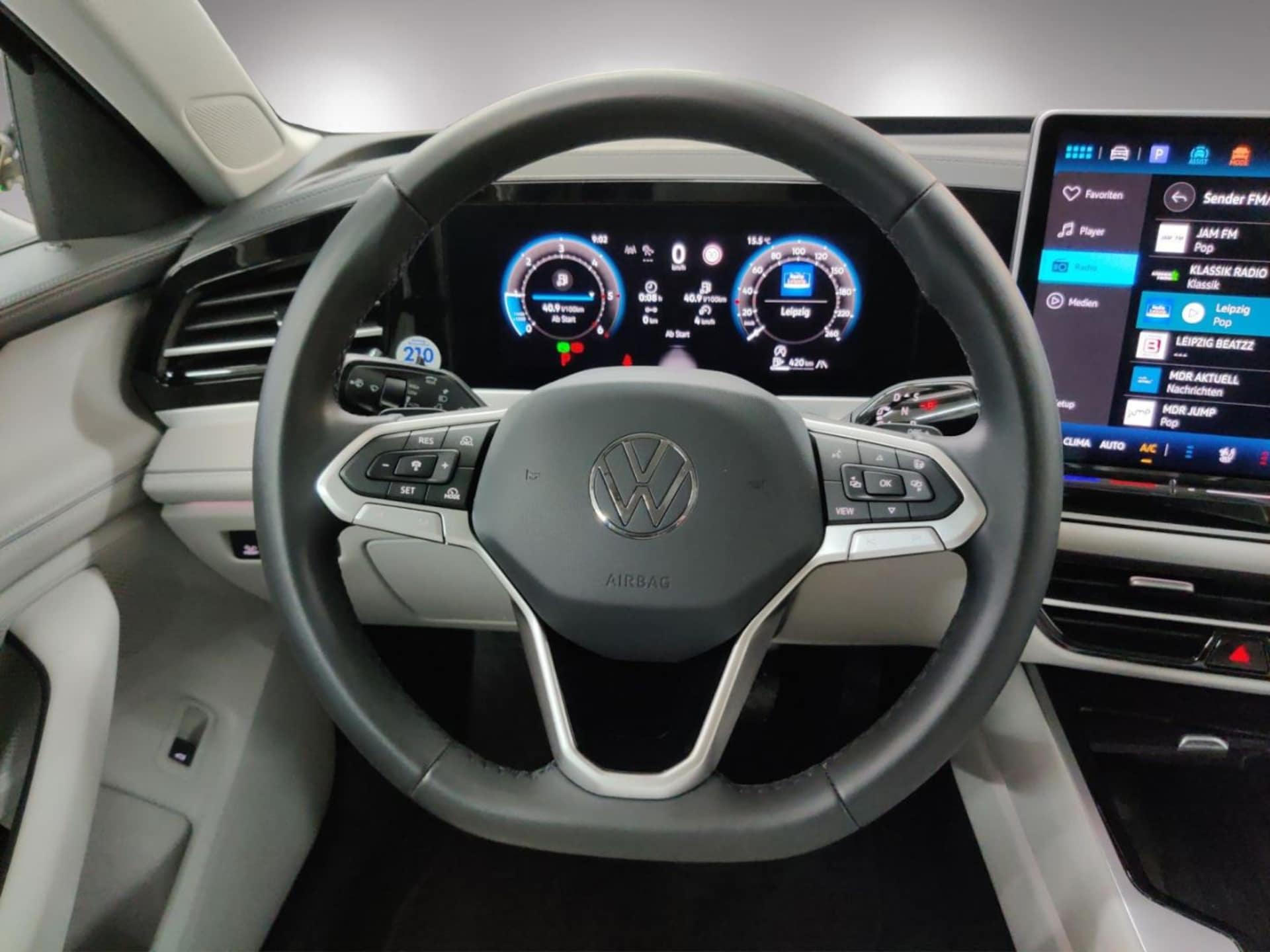 Volkswagen Passat Elegance