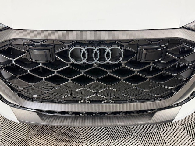2026 Audi RS Q8 Base - Photo 13