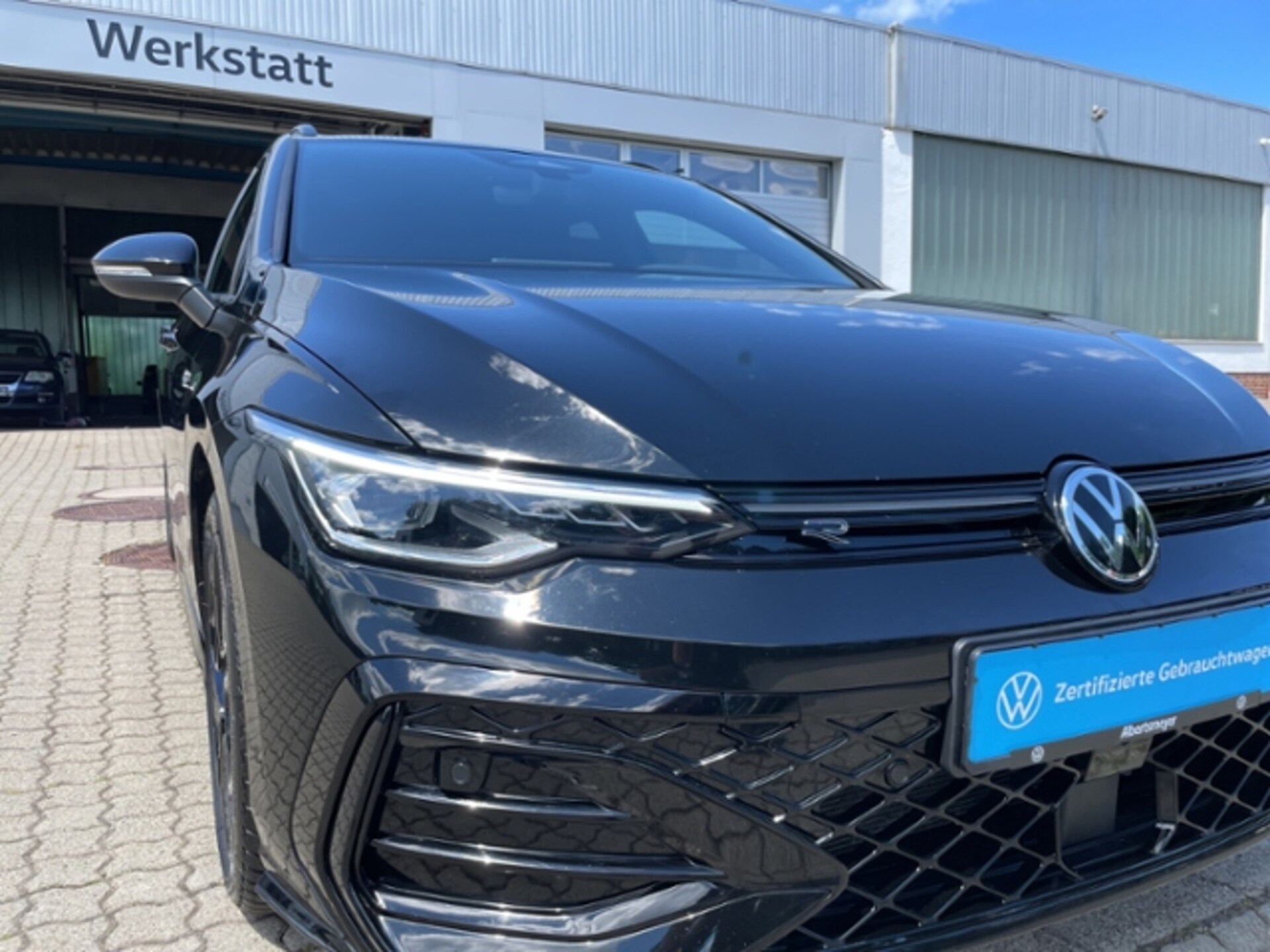 Volkswagen Golf Variant R-Line