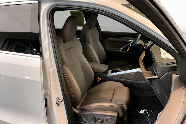 2025 Audi Q5 Premium Plus - Photo 9