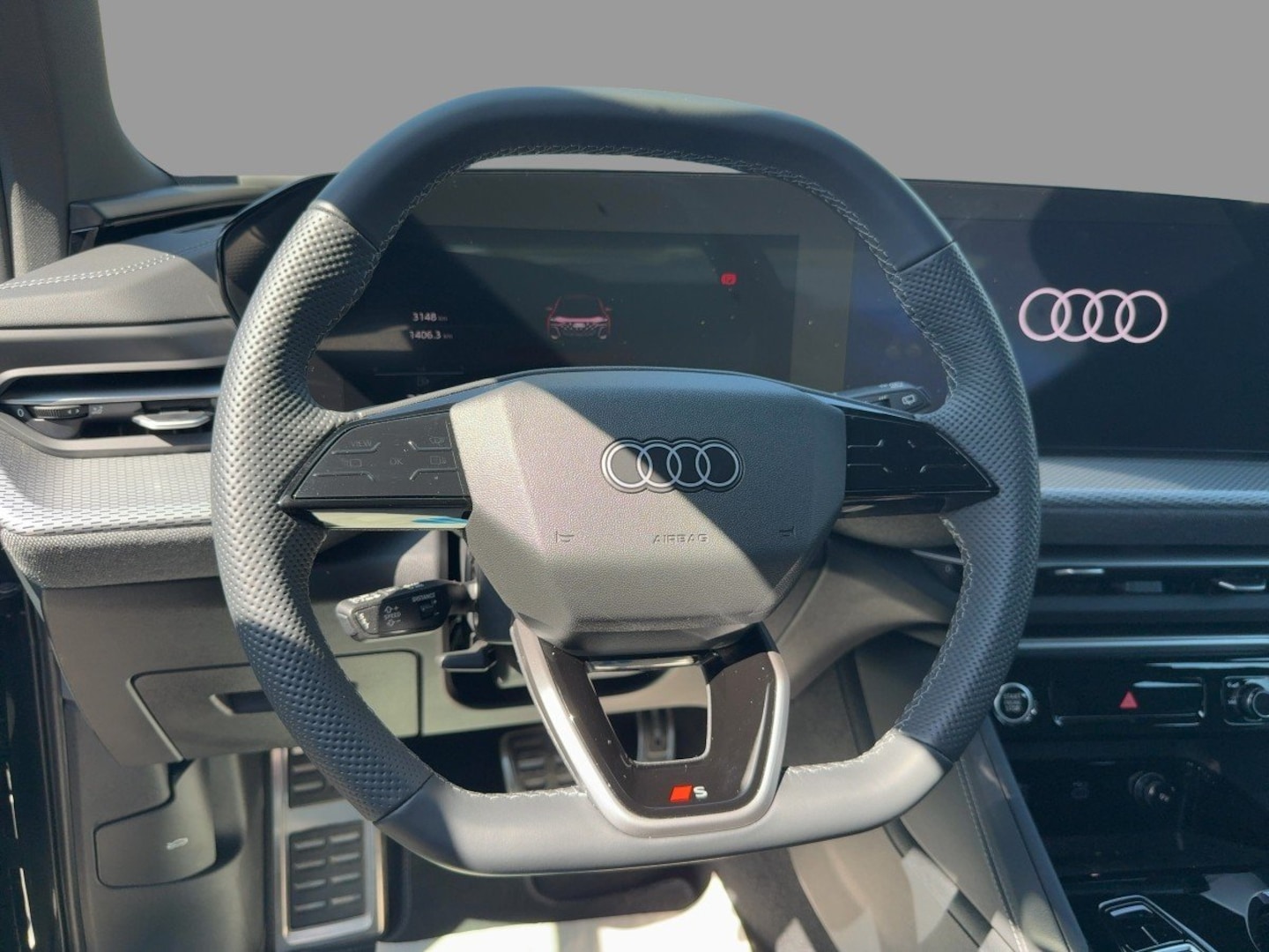 Bild über Audi Q5 SUV TDI quattro 150 kW S tronic - für weitere Informationen kontaktieren Sie den Audi Partner