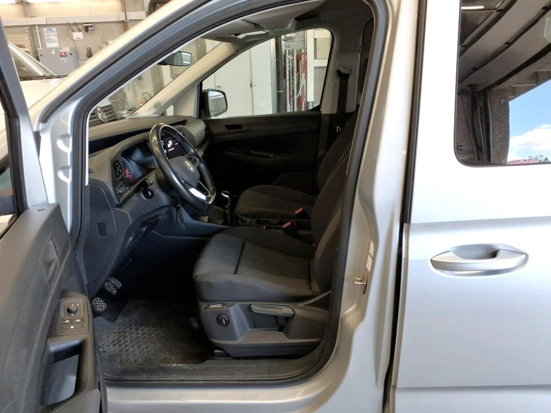 Volkswagen Caddy Basis-Modell