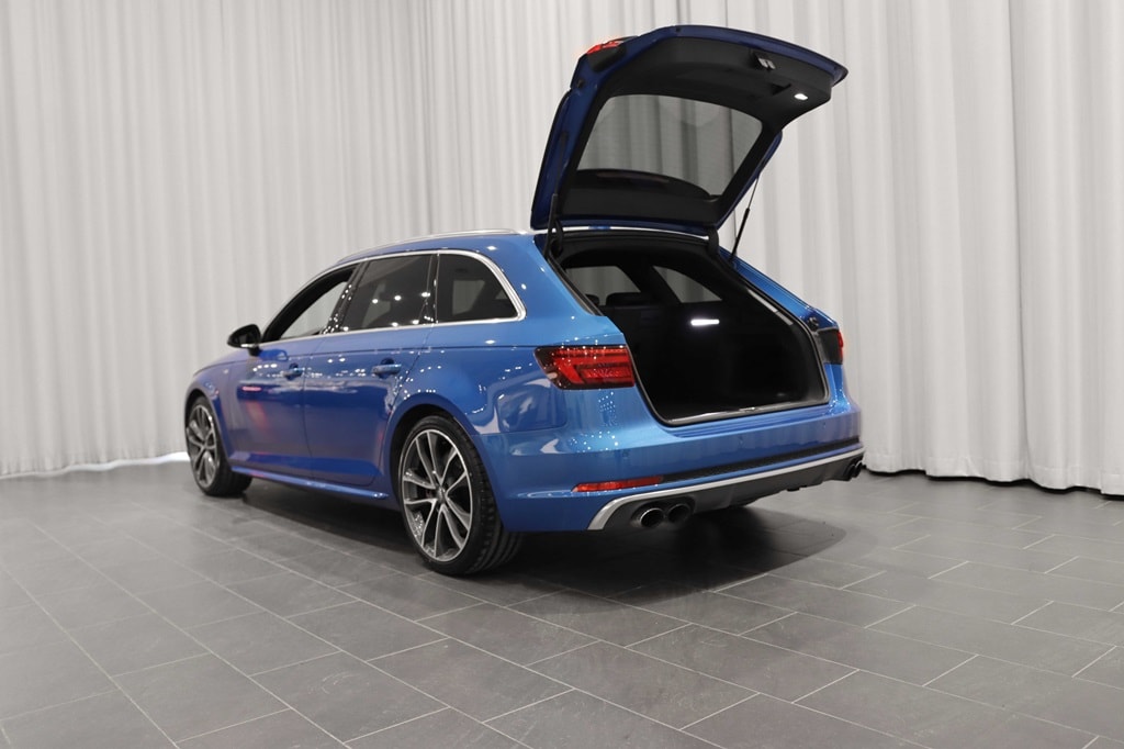Bild som visar Audi S4 Avant S4 Avant 3.0 TFSI quattro 354 hk tiptronic - för mer information kontakta din Audi Partner