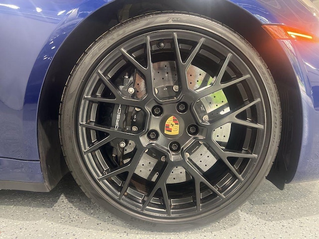 2024 Porsche 911 GTS - Photo 14