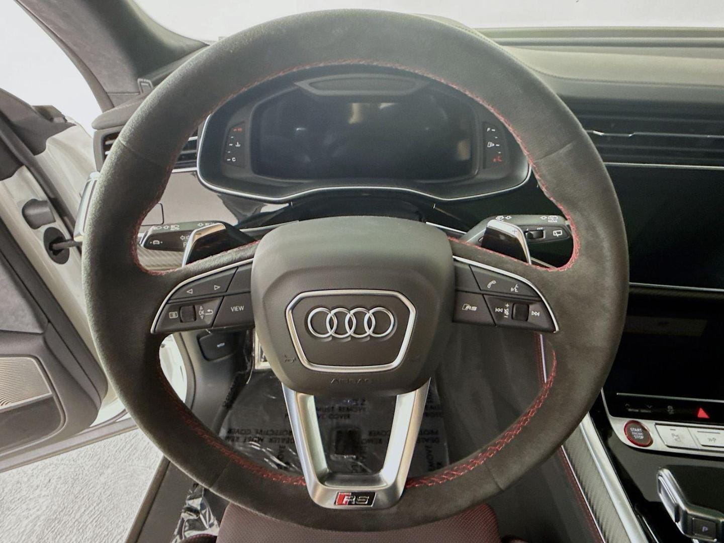 2025 Audi RS Q8 Base - Photo 11